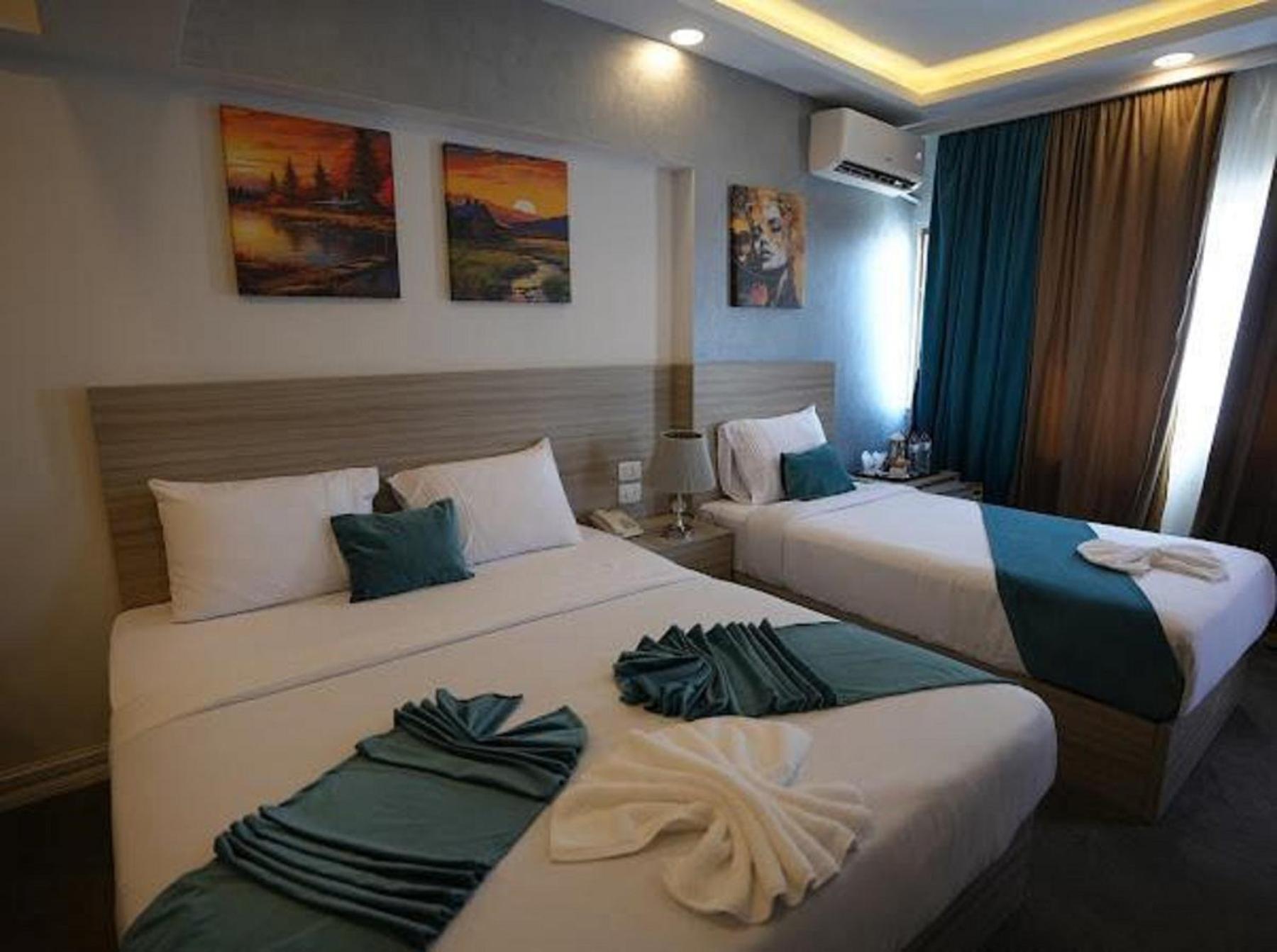 Mar Charbel Hotel Cairo Exterior foto