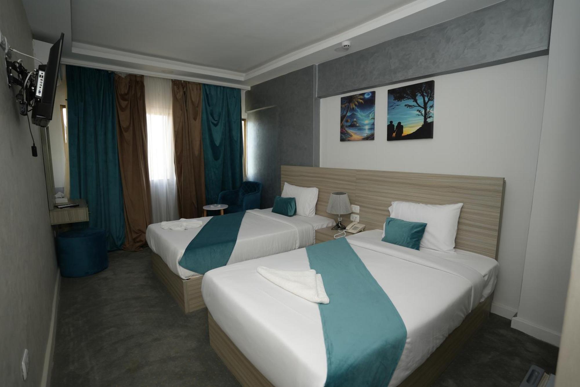 Mar Charbel Hotel Cairo Exterior foto